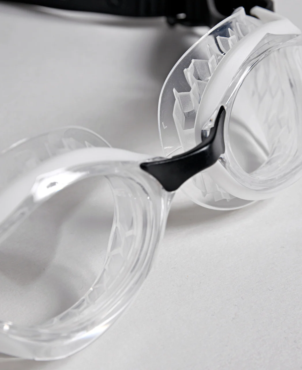 arena Air-Bold Swipe Swim Goggle - Image 11
