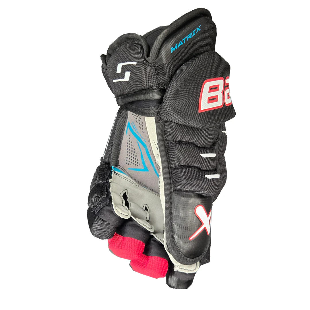 Bauer Junior Supreme Matrix Hockey Player Gloves - Image 5