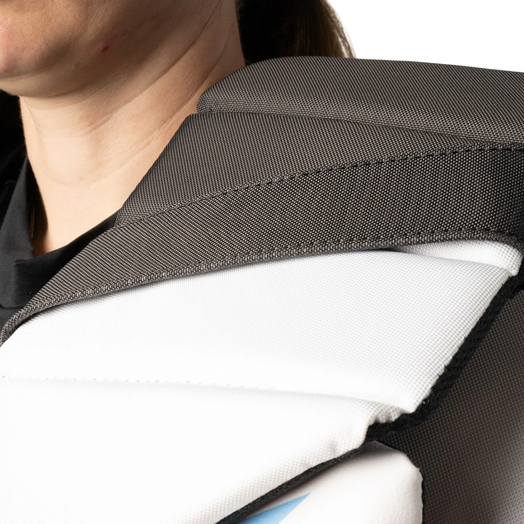 Bauer Senior Women's Vapor Fly-W Hockey Goalie Chest and Arm Protector - Image 5