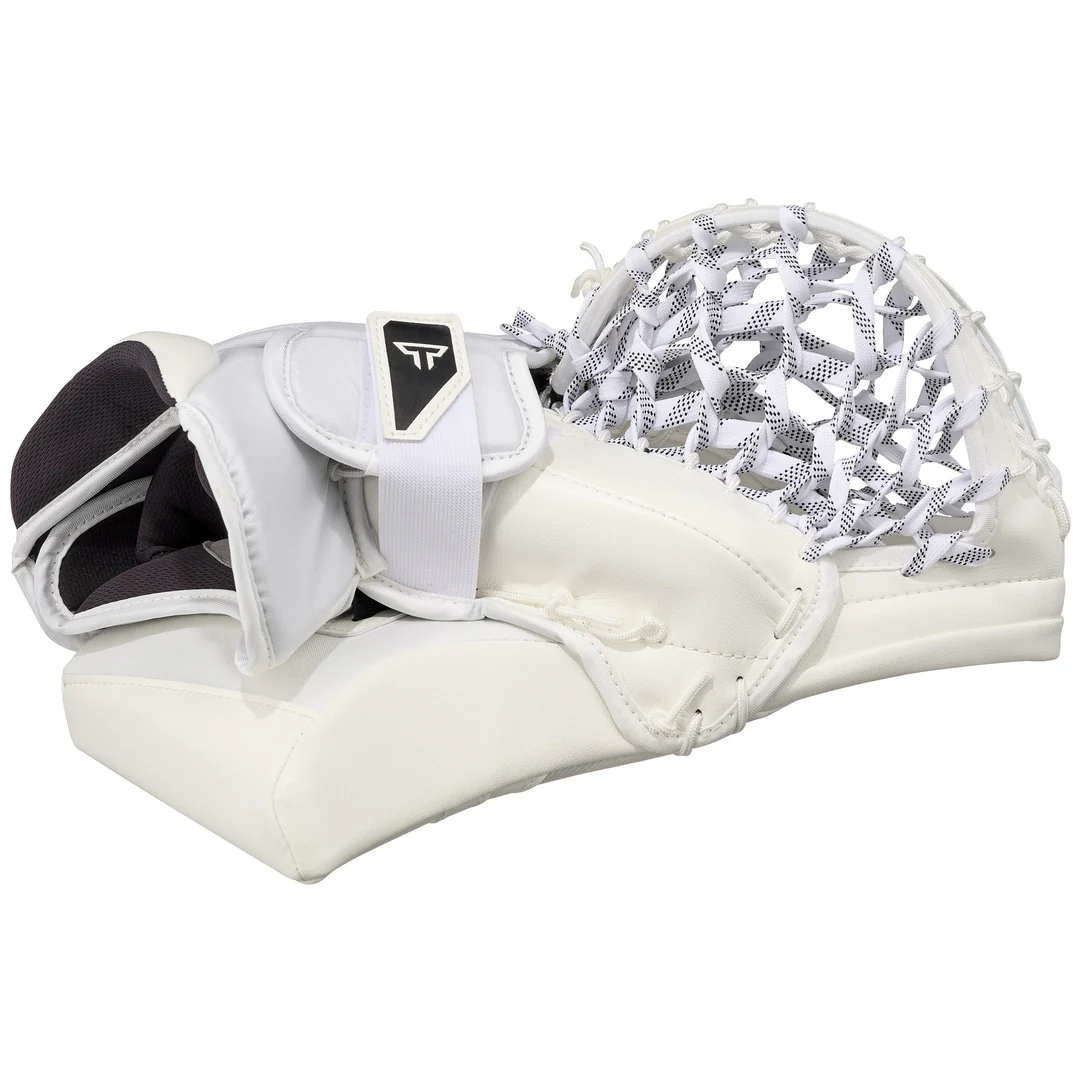 CCM Intermediate Tacks Hockey Goalie Trapper - Image 5