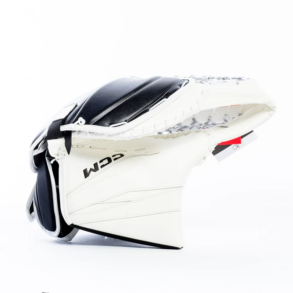 CCM Senior Axis XF Pro USC Spec Hockey Goalie Trapper - Image 2