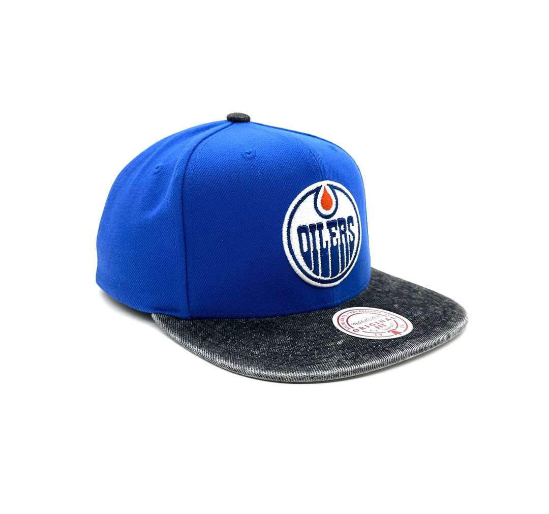 Mitchell & Ness Men's NHL Edmonton Oilers Denim Patchwork Flatbrim Snapback Hat - Image 3
