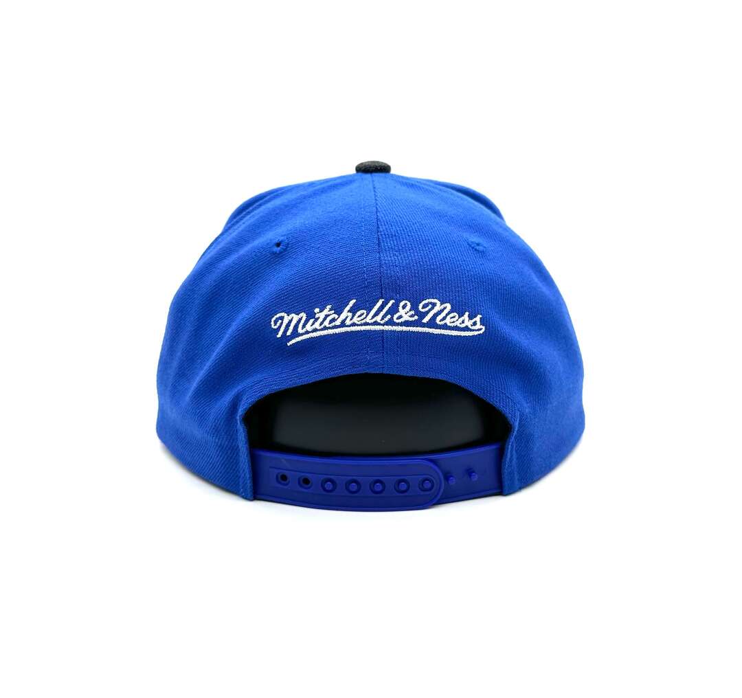 Mitchell & Ness Men's NHL Edmonton Oilers Denim Patchwork Flatbrim Snapback Hat - Image 4