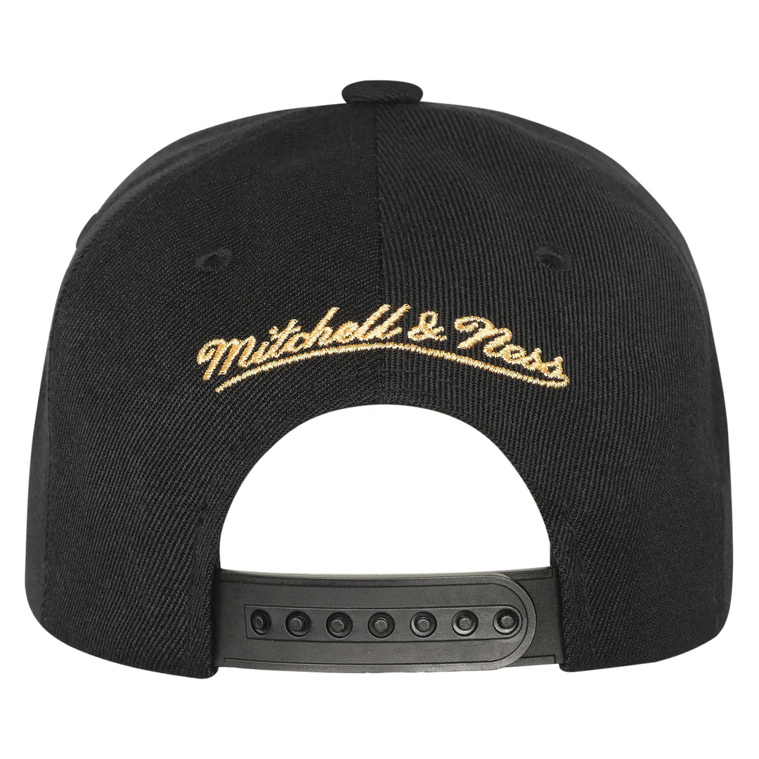 Mitchell & Ness Youth NHL Edmonton Oilers Pre-Curved Pinned Gold Hat - Image 4
