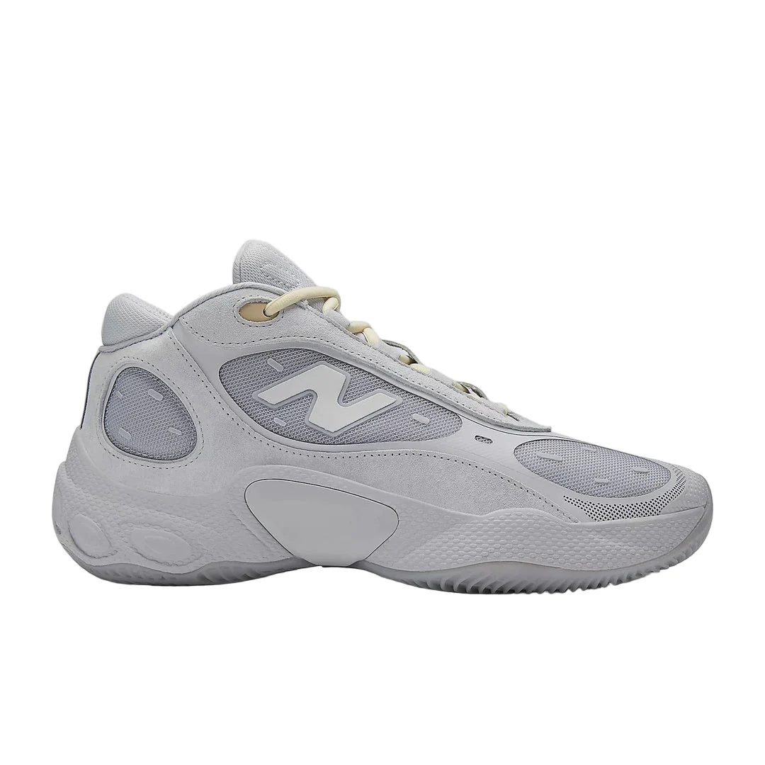 New Balance Senior Fresh Foam BB V3 Basketball Shoes - Image 2