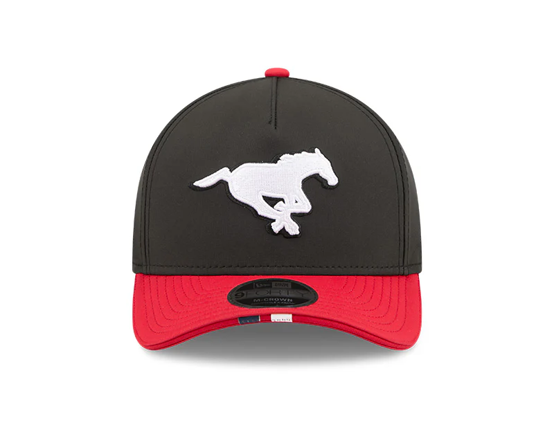 New Era Men's CFL Calgary Stampeders Sideline '26 940 M-Crown Hat Black/Red - Image 3