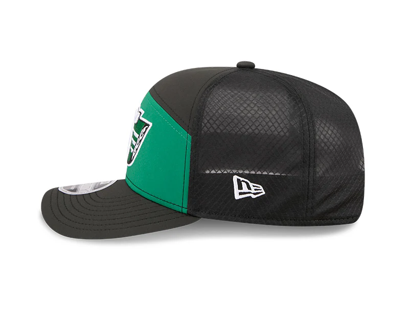 New Era Men's CFL Saskatchewan Roughriders Sideline '26 970 SP Hat Green/Black - Image 4