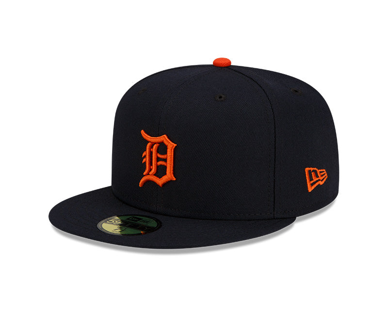 New Era Men's MLB Detroit Tigers Authentic Collection 59FIFTY Road Fitted Hat