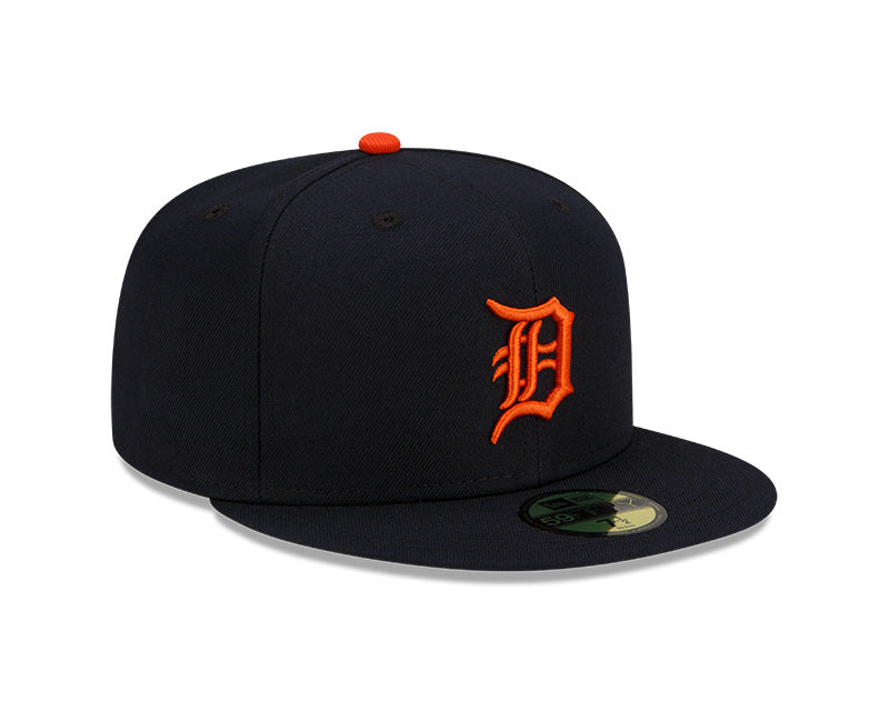 New Era Men's MLB Detroit Tigers Authentic Collection 59FIFTY Road Fitted Hat - Image 3
