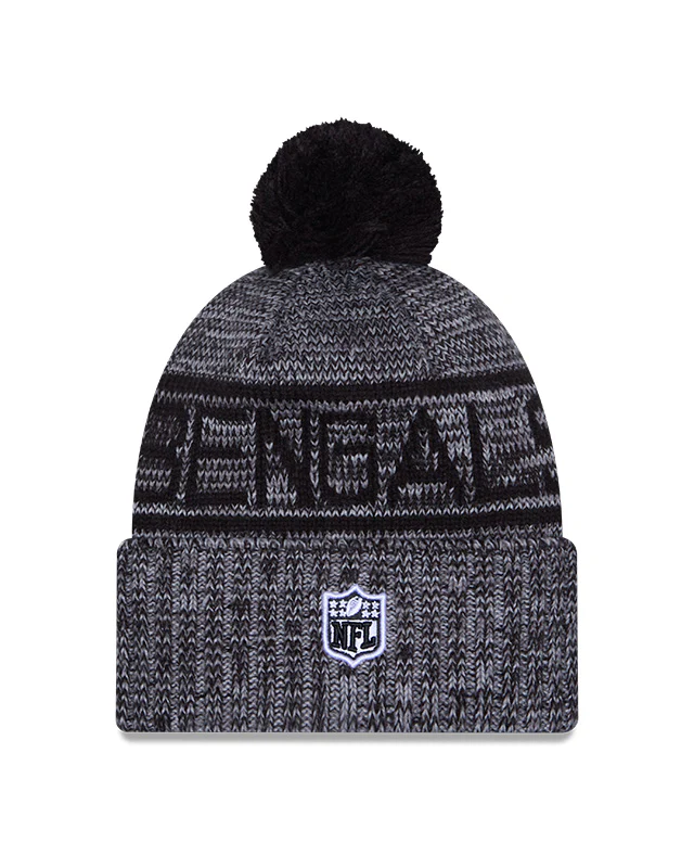 New Era Men's NFL Cincinnati Bengals Sideline '25 Sport Pom Knit Toque - Image 2