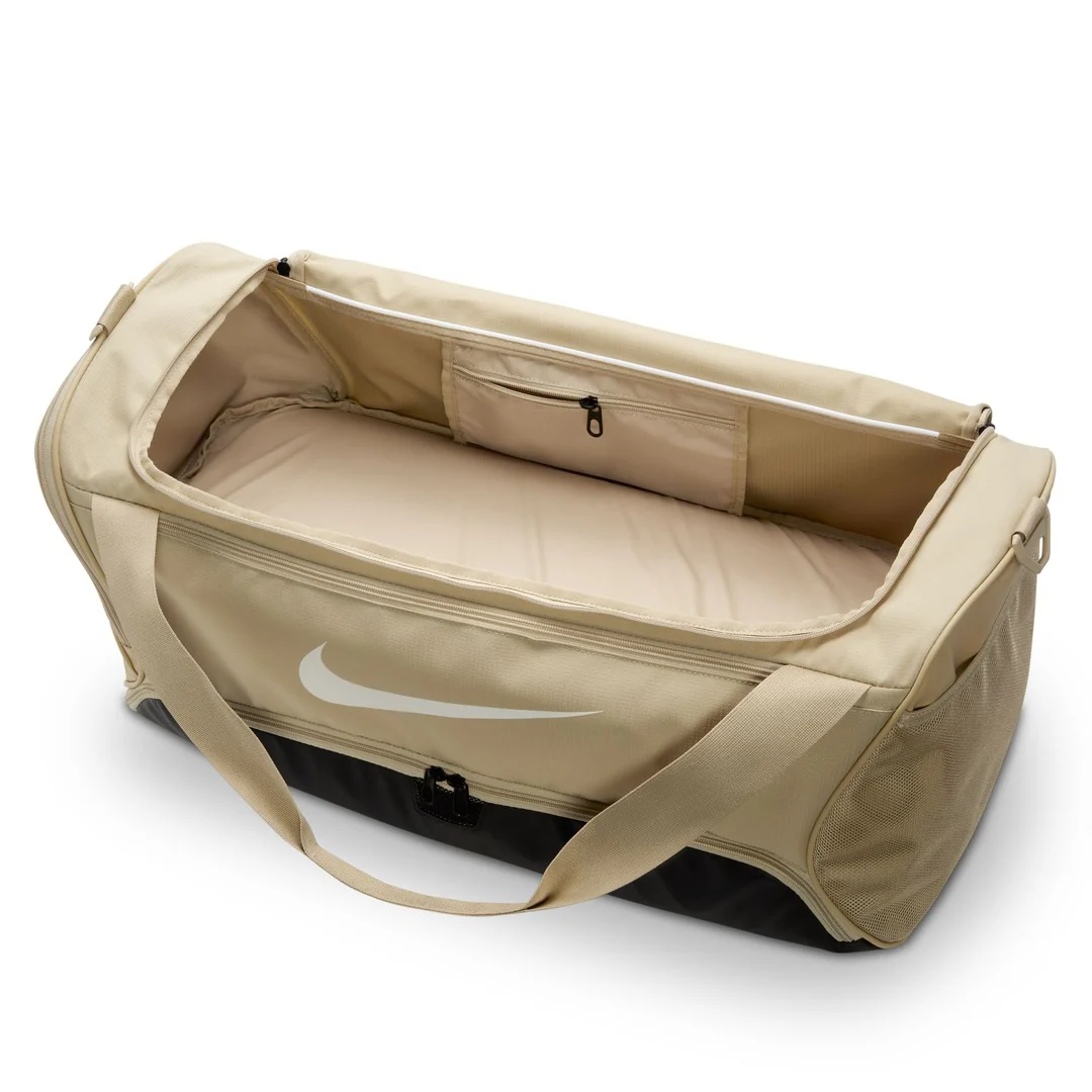 Nike Brasilia 9.5 Medium Duffle Bag - Image 7
