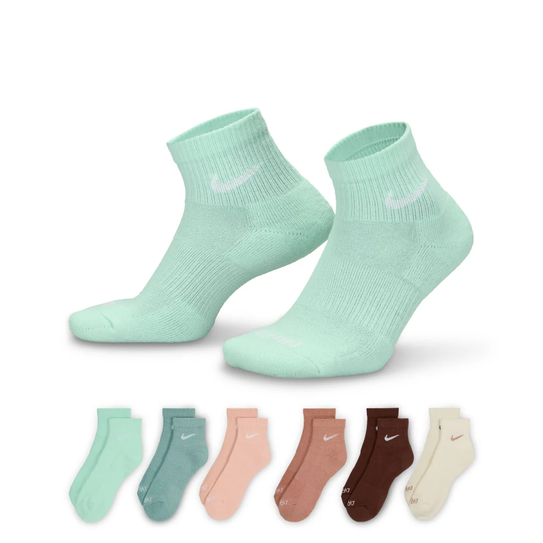 Nike Senior Everyday Plus Cushioned Ankle Socks 6-Pack
