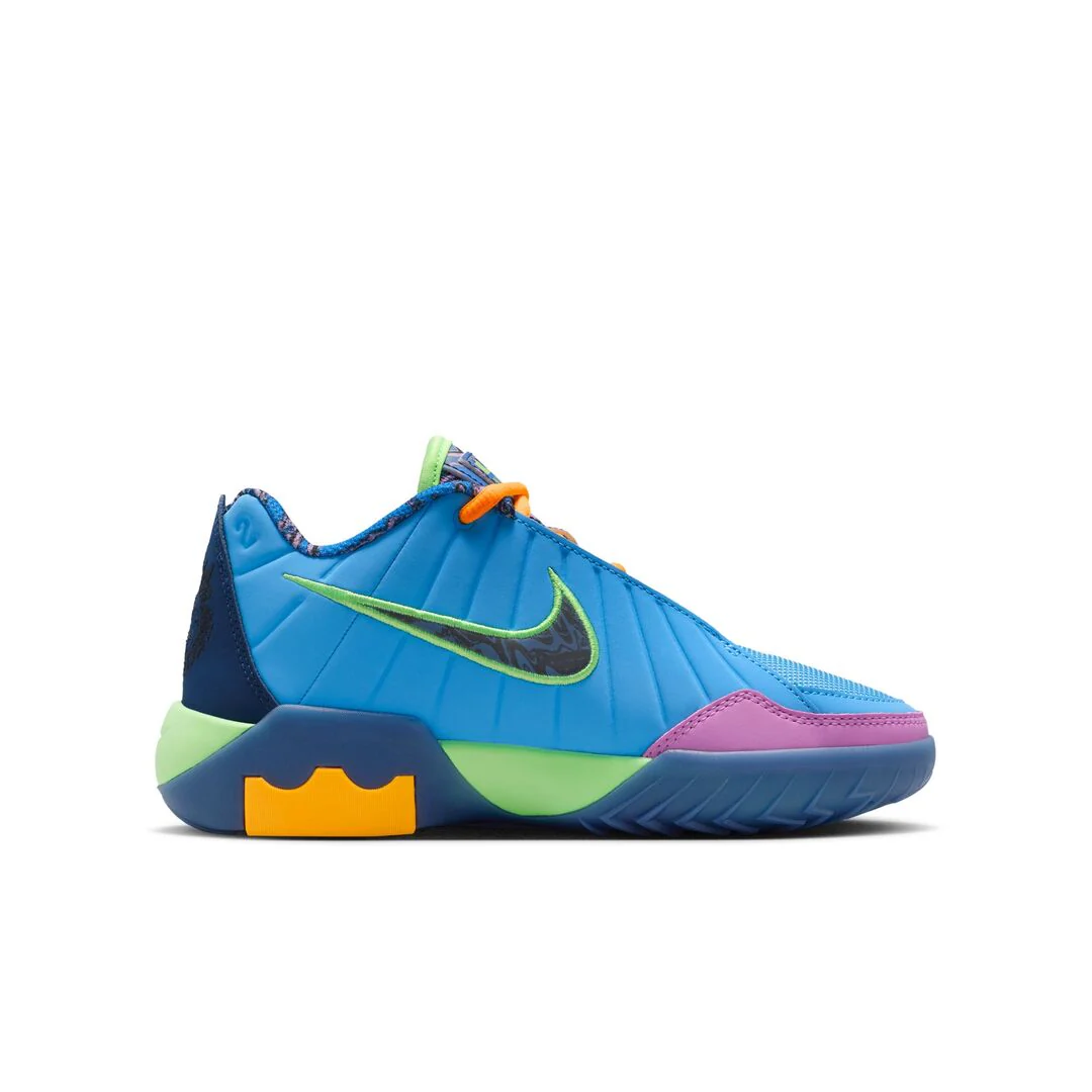 Nike Junior LeBron Jade SE Basketball Shoe - Image 2