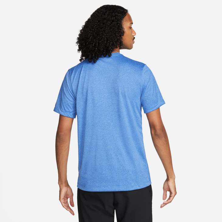 Nike Men's Dri-Fit Legend T-Shirt - Image 25