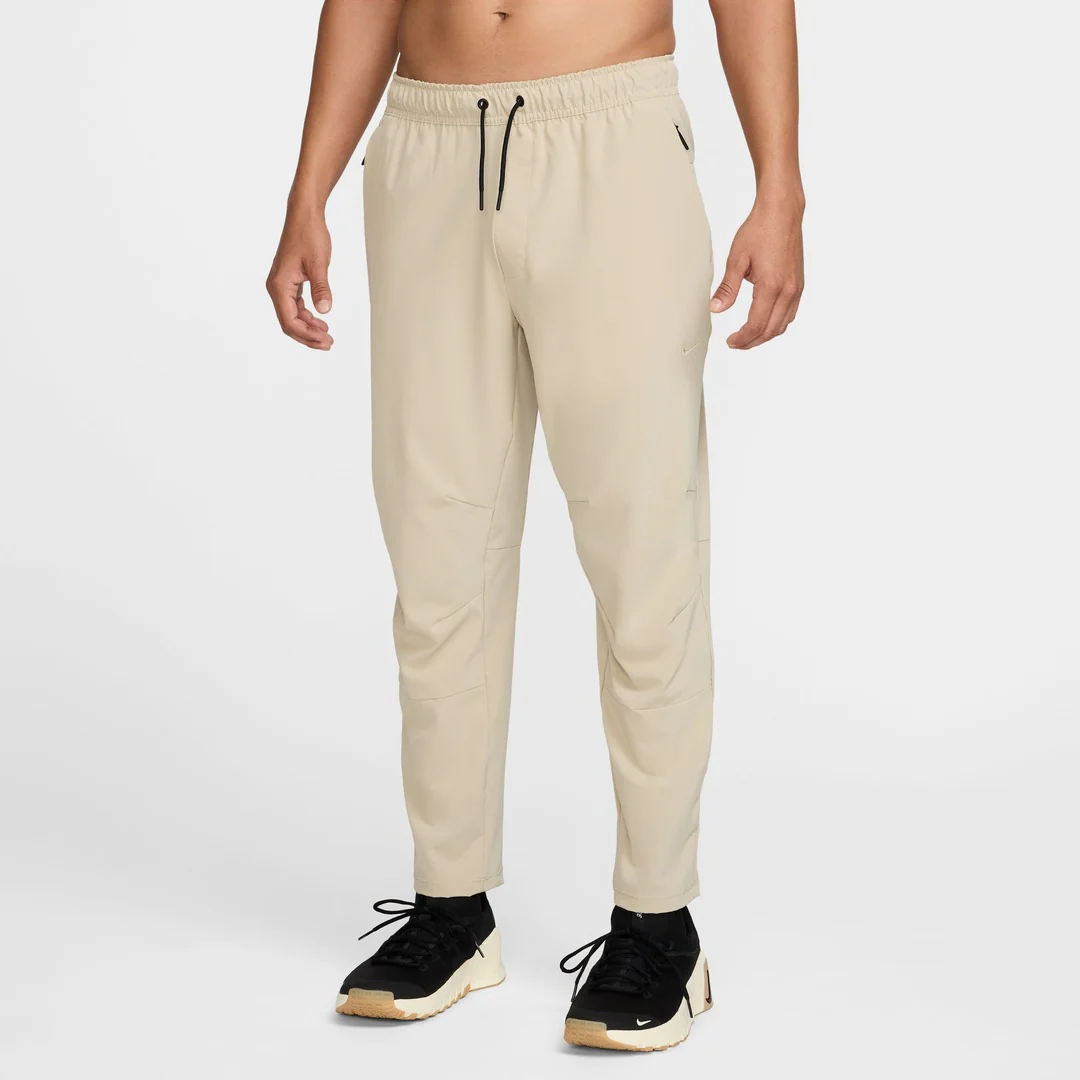 Nike Men's Dri-Fit Tapered Leg Versatile Pants