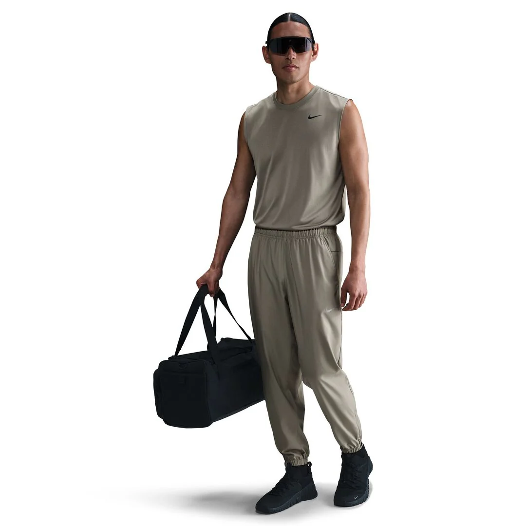Nike Men's Dri-Fit Tapered Versatile Pants - Image 5