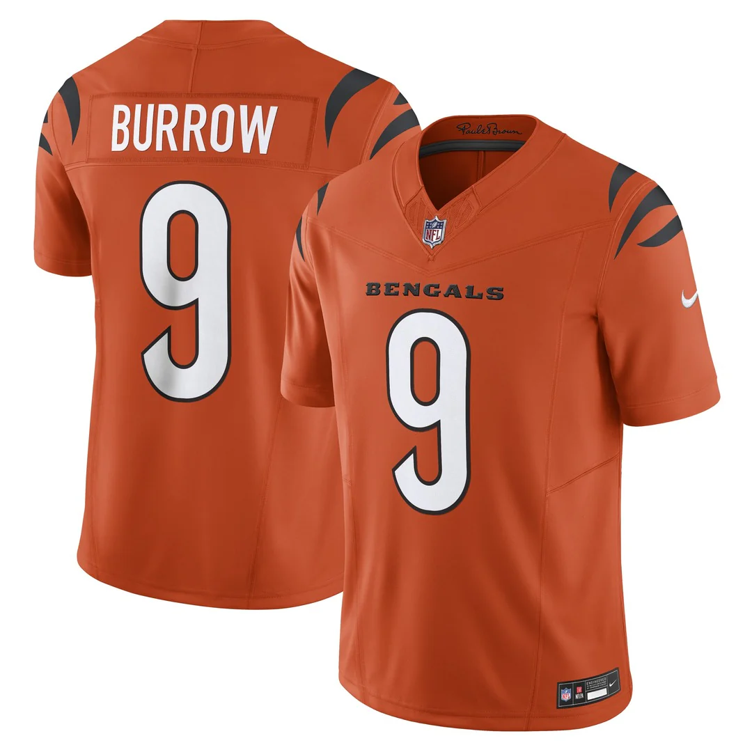 Nike Men's NFL Cincinnati Bengals Joe Burrow Limited Jersey - Image 3