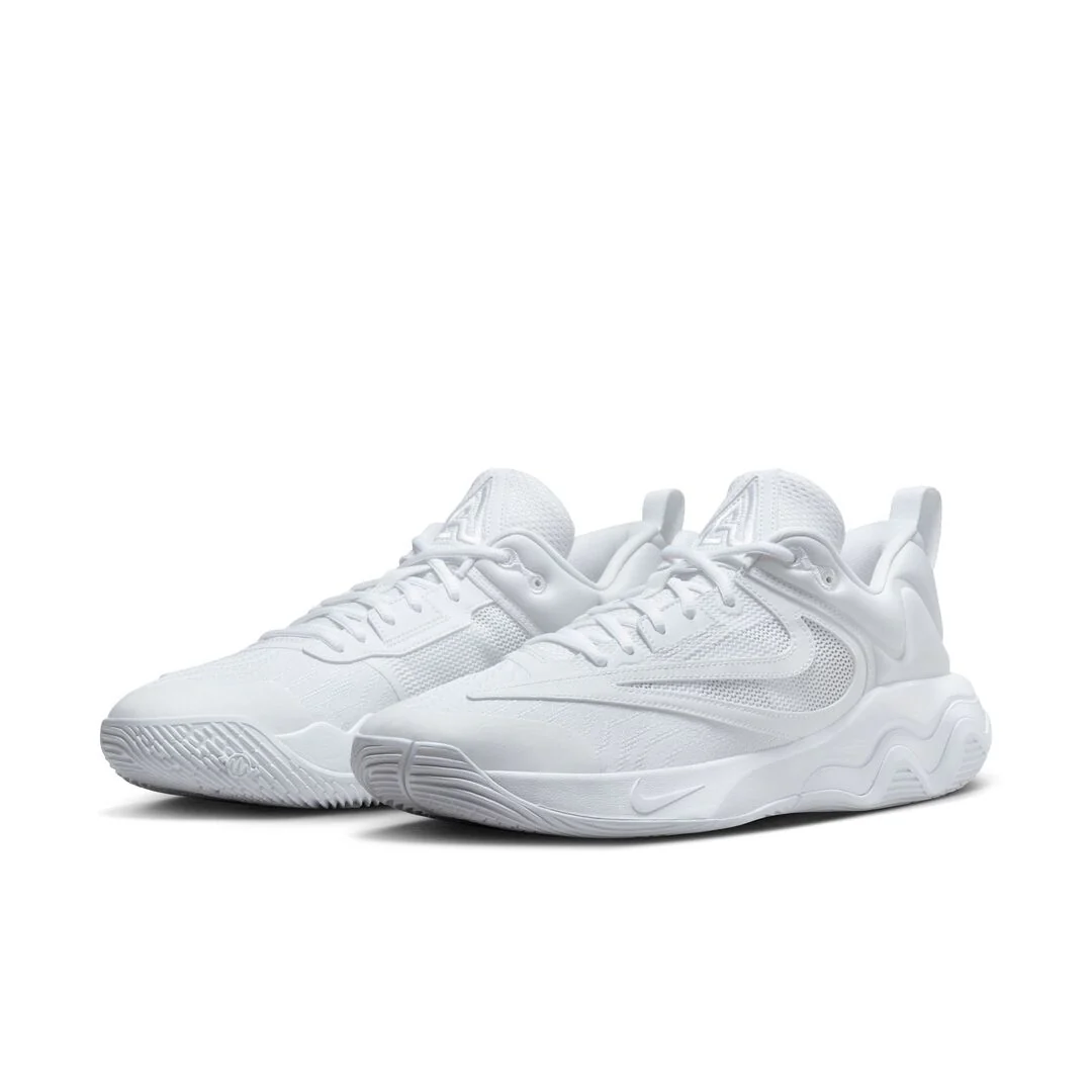Nike Senior Giannis Immortality 3 Basketball Shoes - Image 15