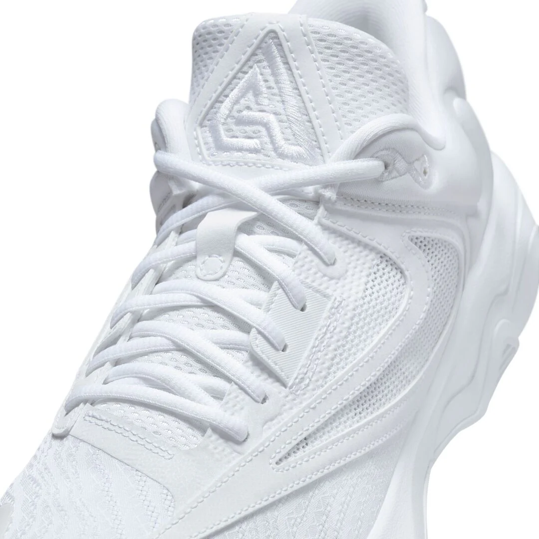 Nike Senior Giannis Immortality 3 Basketball Shoes - Image 18