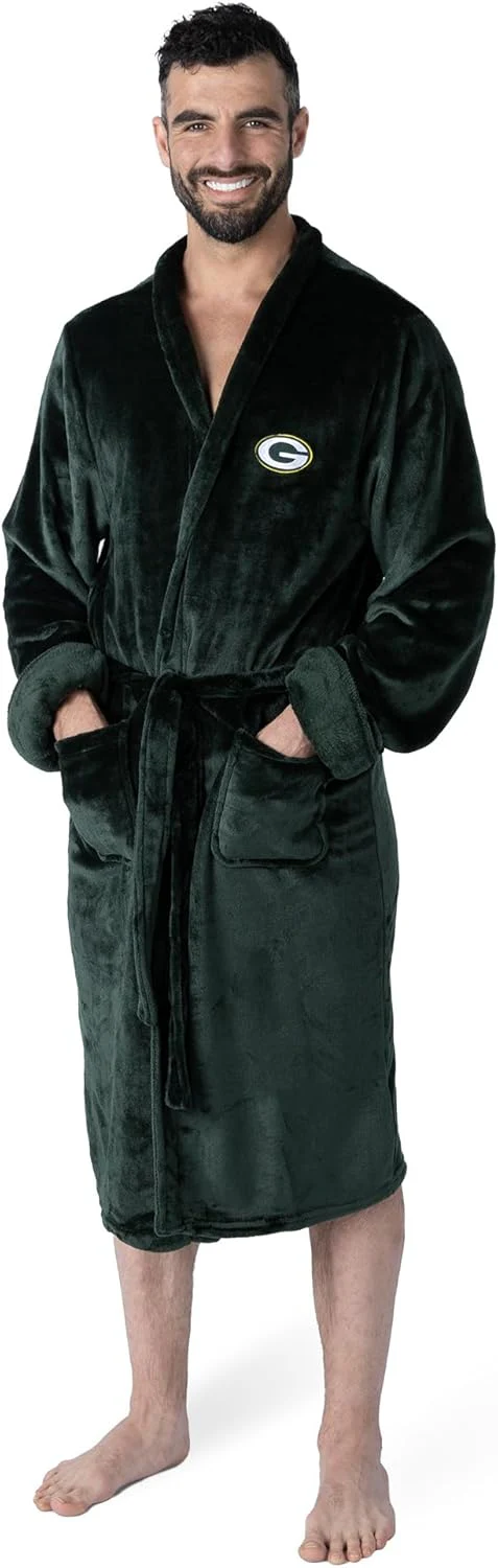 Northwest NFL Green Bay Packers Silk Touch Bathrobe
