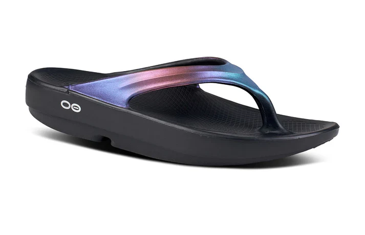 OOFOS Women's OOlala Luxe Thong Sandals - Image 11