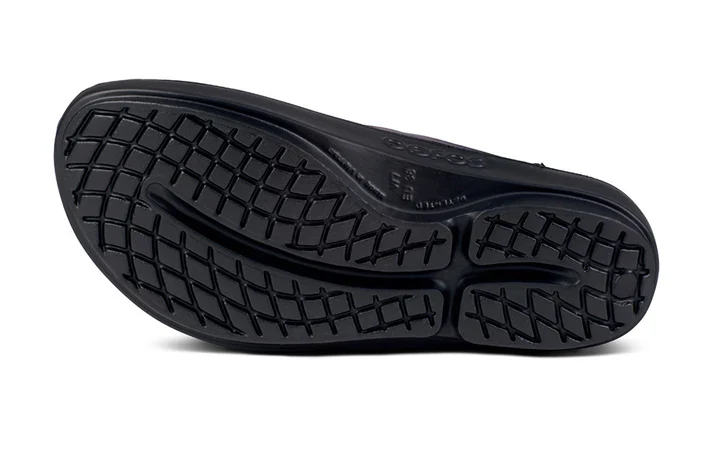 OOFOS Women's OOlala Luxe Thong Sandals - Image 15