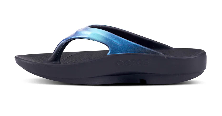 OOFOS Women's OOlala Luxe Thong Sandals - Image 3