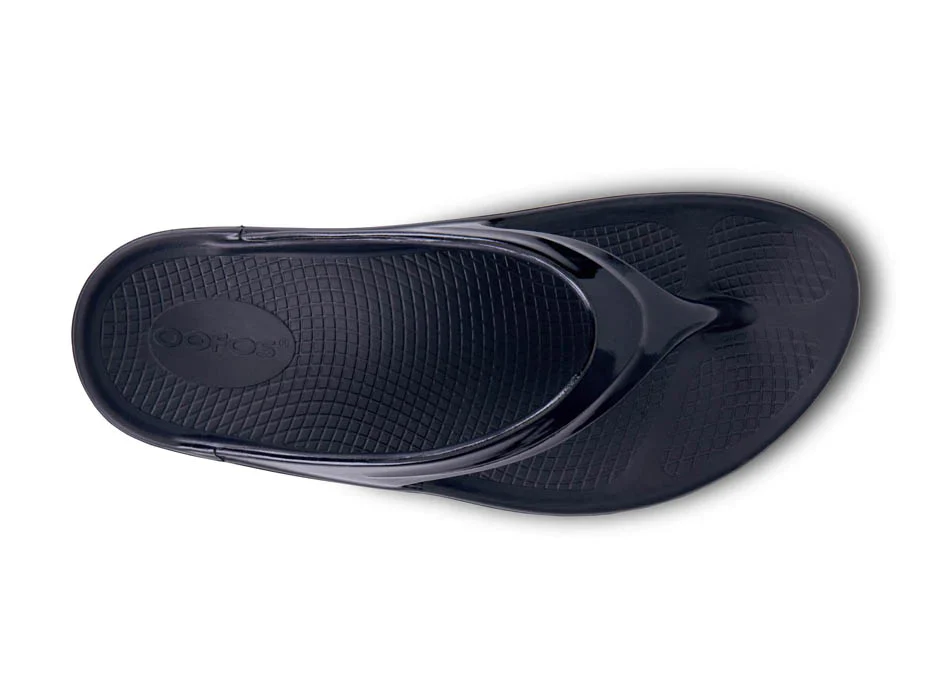 OOFOS Women's OOmega OOlala Thong Sandals - Image 4