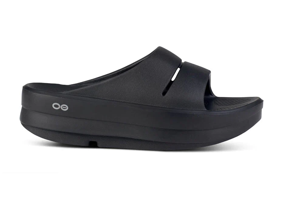 OOFOS Women's OOmega Ooahh Slides Sandal - Image 4