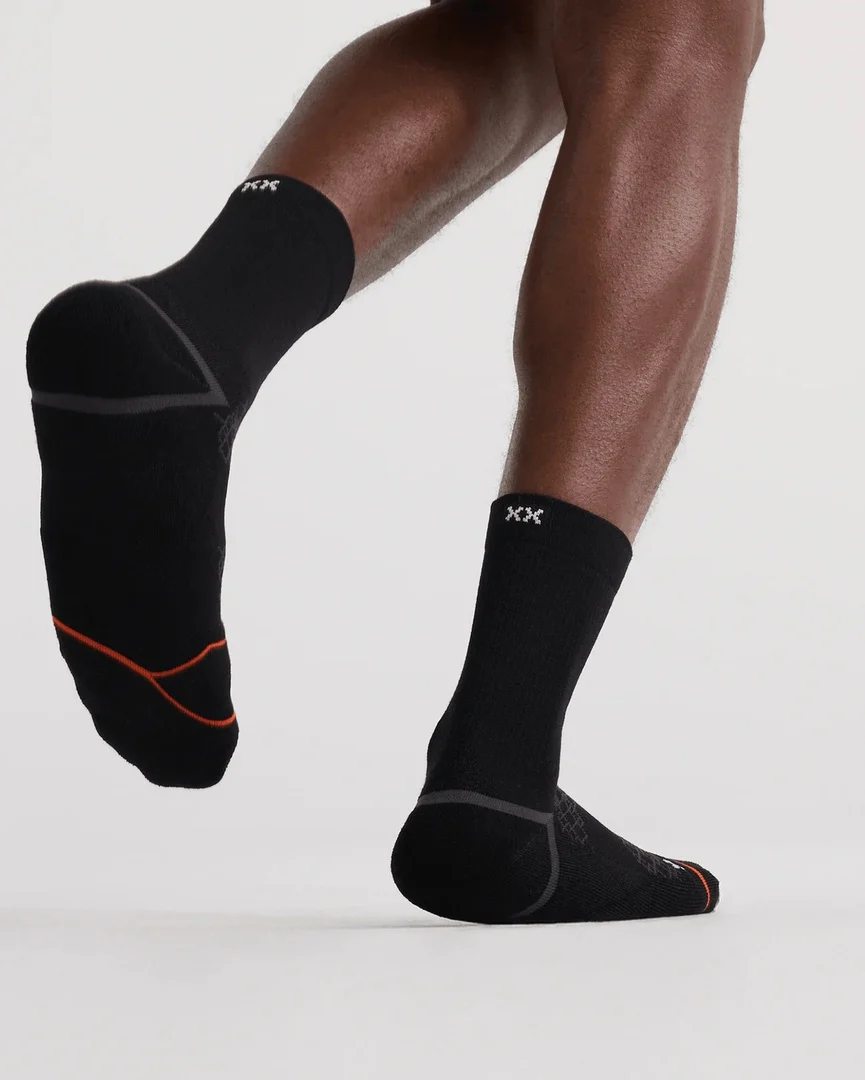 SAXX Men's Foot Hold Mid-Weight Crew Socks - Image 3