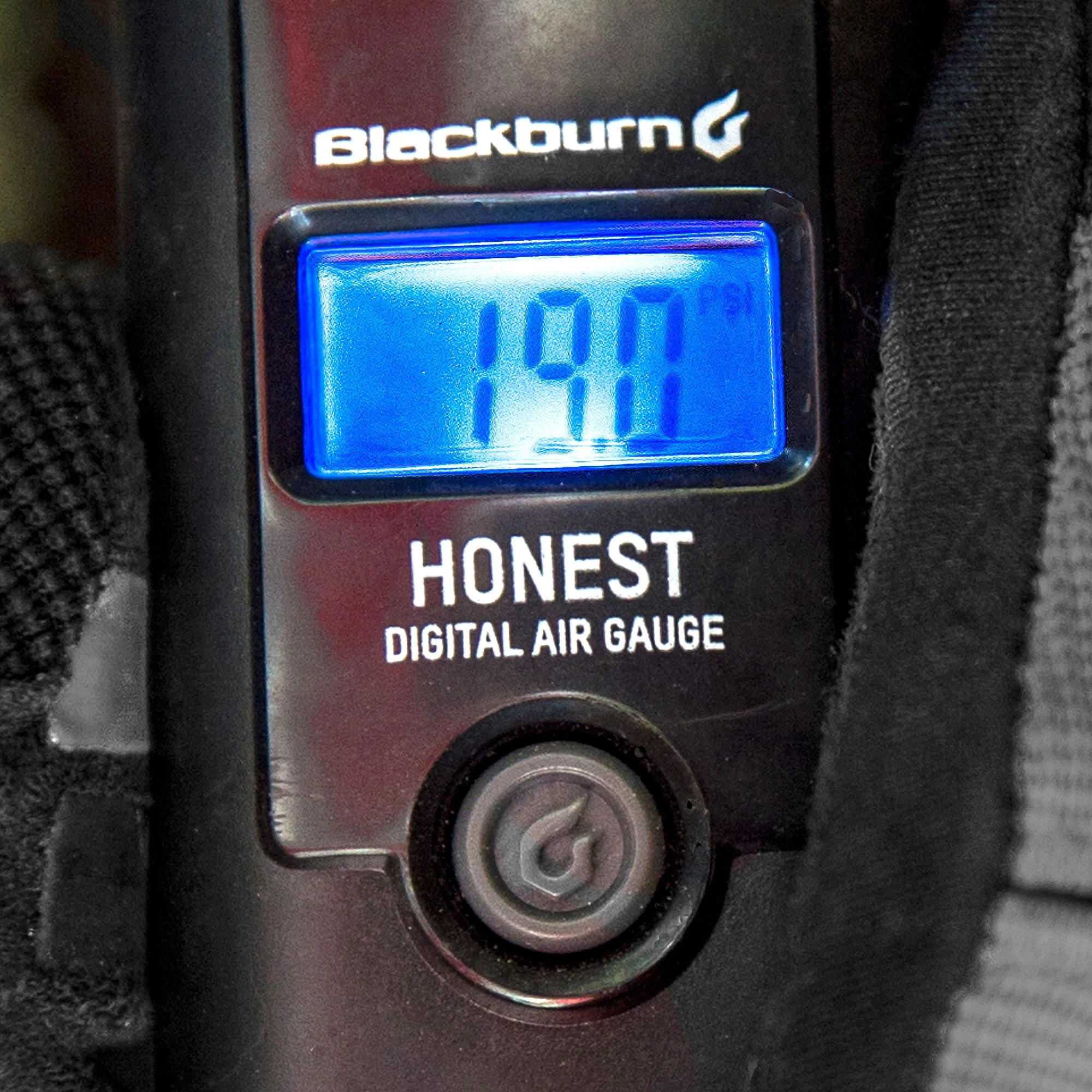 Blackburn Honest Digital Pressure Gauge - Image 4