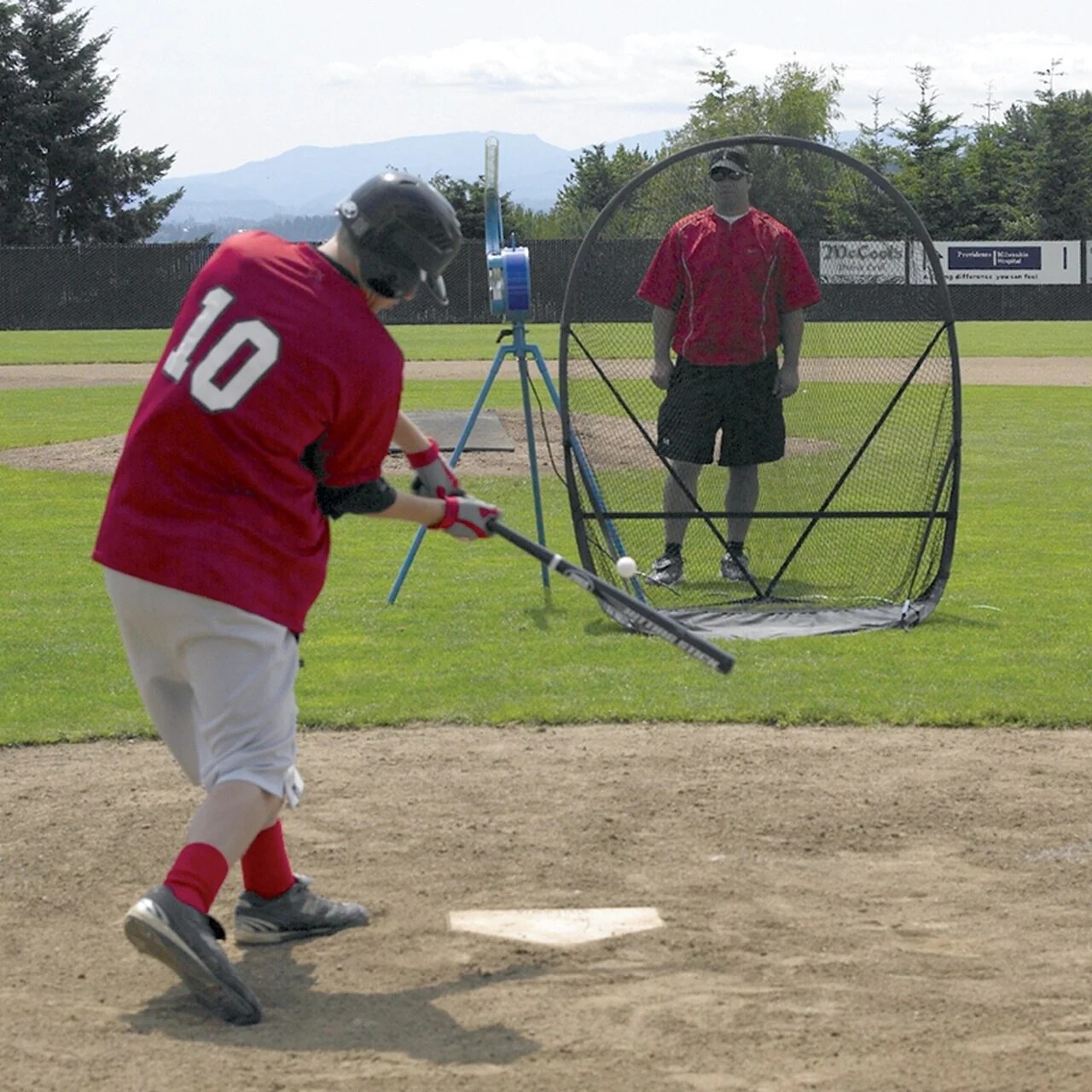 Jugs M7000 Small-Ball Pitching Machine - Image 3
