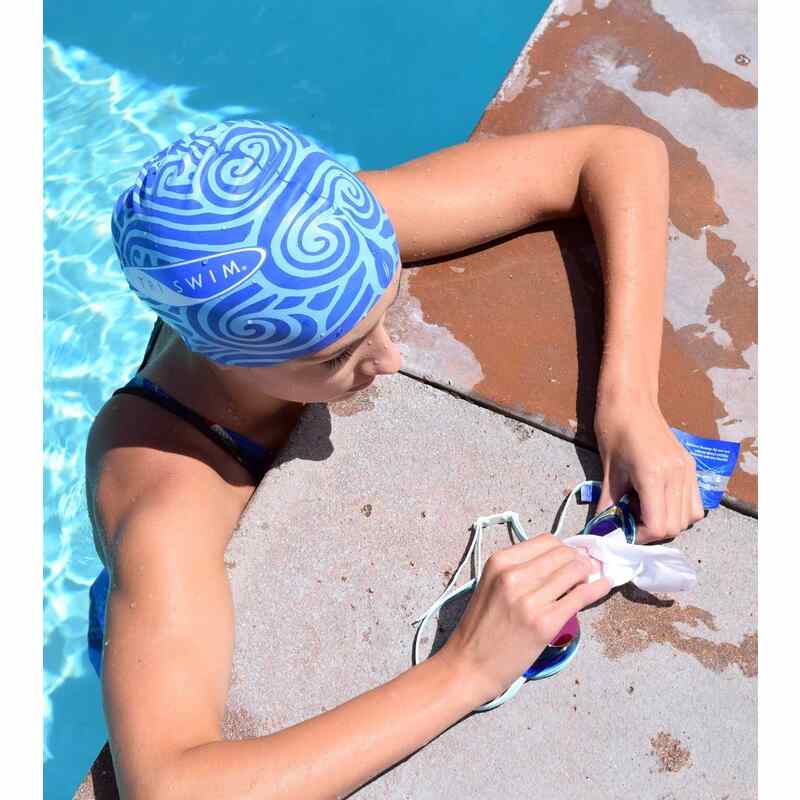 TriSwim Foggies Lens Wipes (Single) - Image 2
