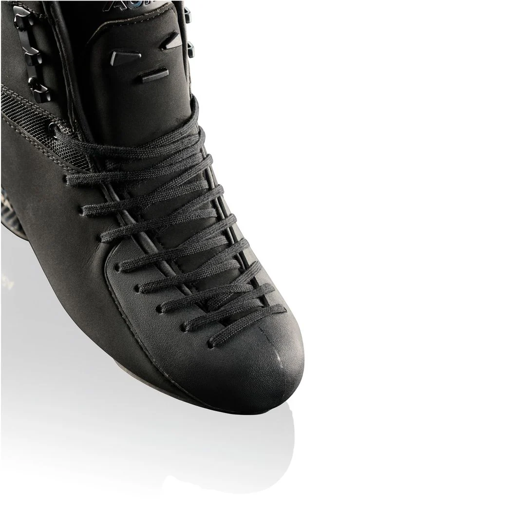 True Men's Aura SKY200 Figure Skating Boot - Image 2
