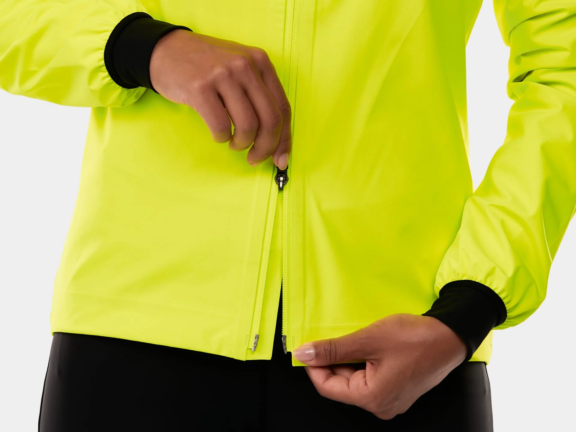 Trek Women's Circuit Rain Bike Jacket - Image 4