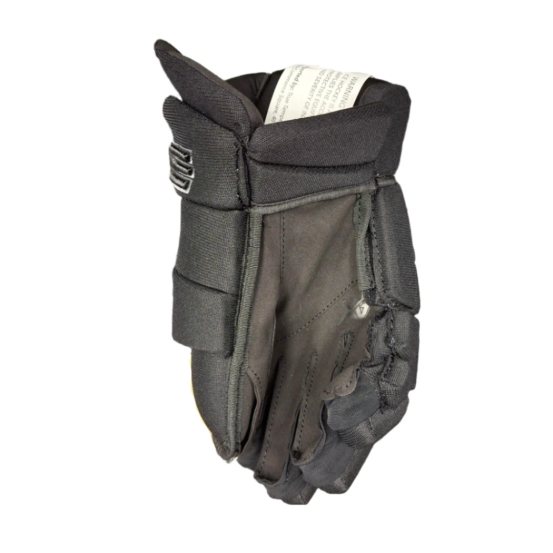 True Junior Catalyst Arc Hockey Player Gloves - Image 2