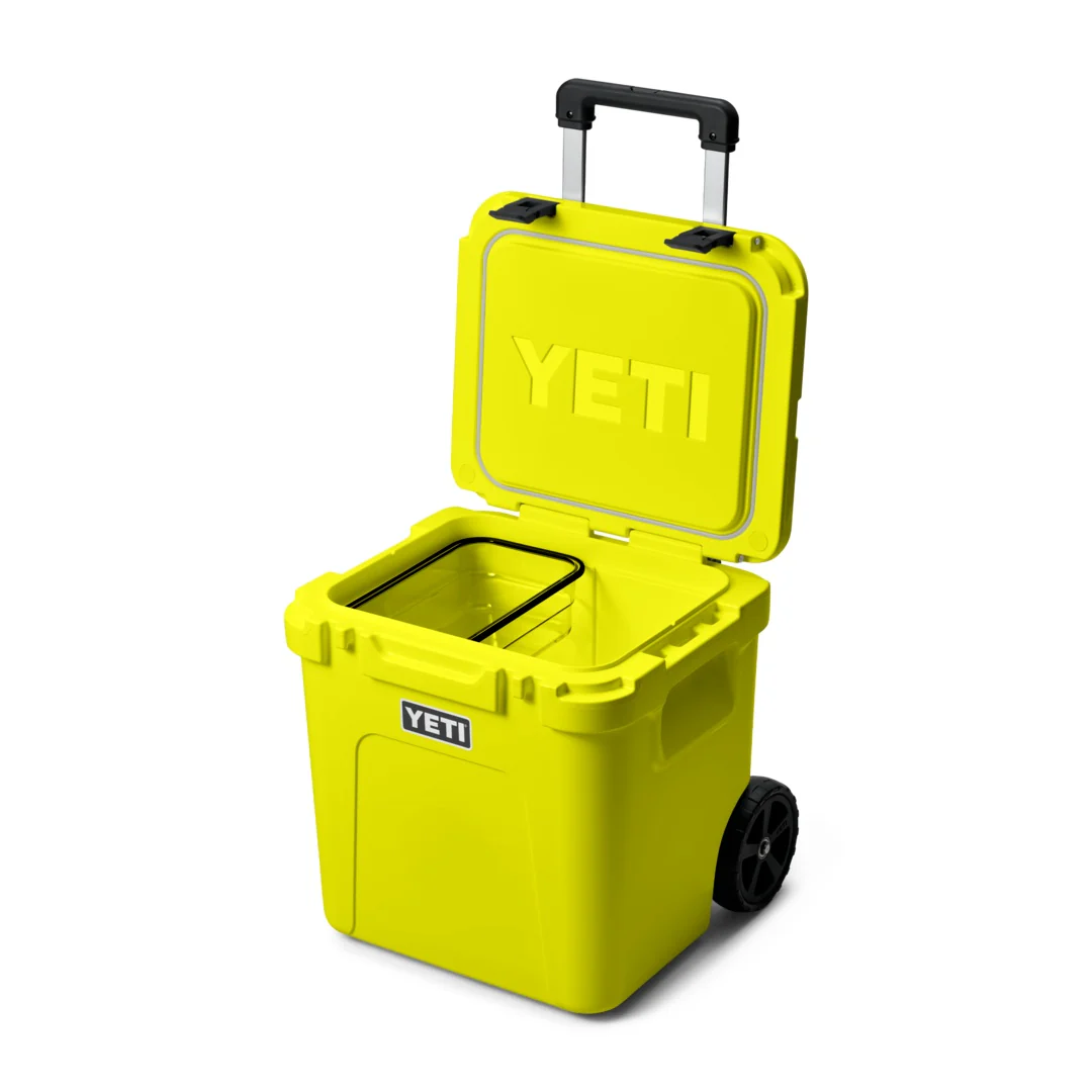 YETI Roadie 48 Wheeled Hard Cooler - Image 10
