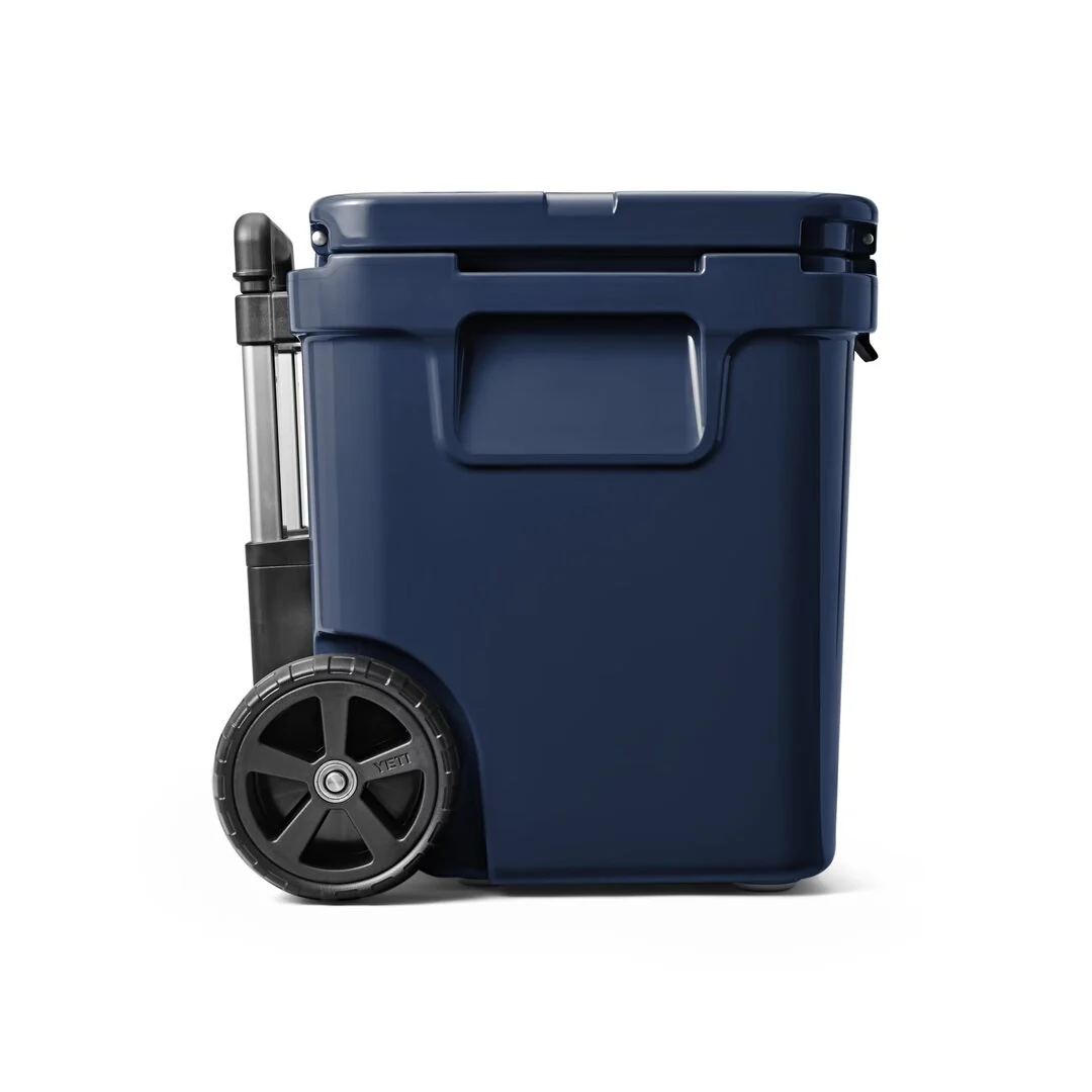YETI Roadie 48 Wheeled Hard Cooler - Image 20
