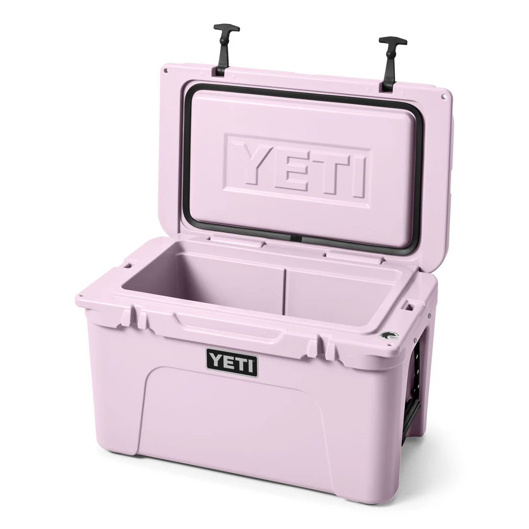 YETI Tundra 45 Hard Cooler - Image 2
